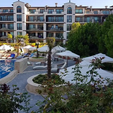 Apartman Luxury Svetlana In Rose Garden, Pomorie