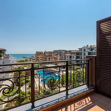 Luxury Svetlana In Rose Garden, Apartman Pomorie
